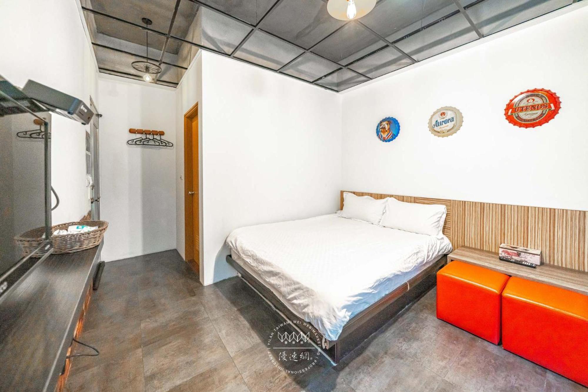 לודונג 羅東夜市 工業loft旅宿 Loft House מראה חיצוני תמונה